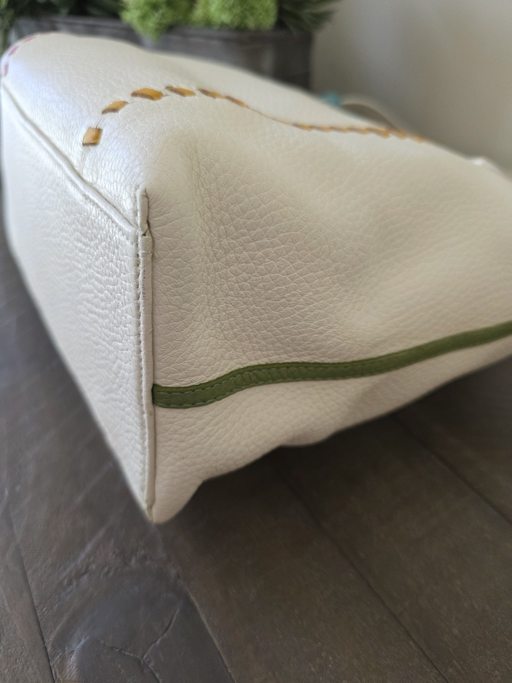 Brighton White Leather Tote Whipstitch Detail Floral Lining Heart Charm - Picture 8 of 13